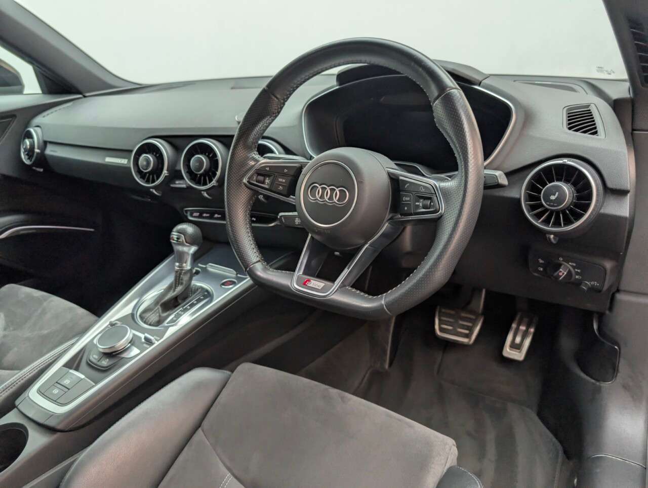 2018 AUDI TT 2018 AUDI TT