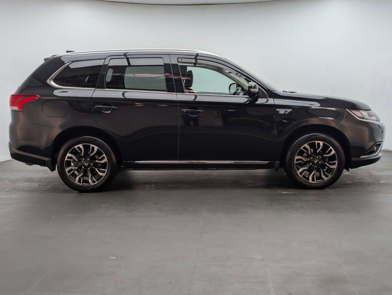2018 MITSUBISHI OUTLANDER 2018 MITSUBISHI OUTLANDER