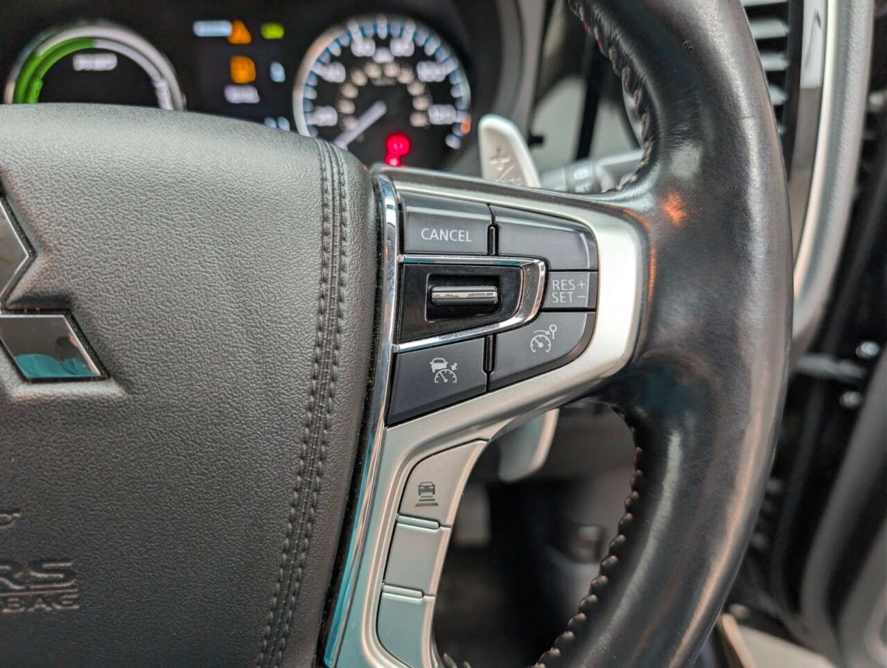 2018 MITSUBISHI OUTLANDER 2018 MITSUBISHI OUTLANDER