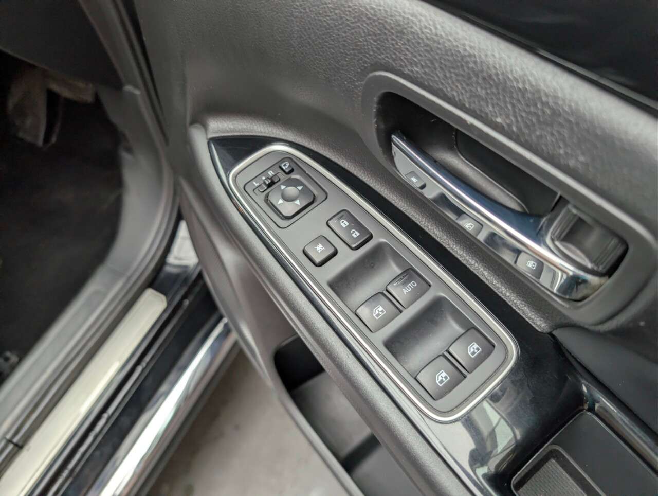 2018 MITSUBISHI OUTLANDER 2018 MITSUBISHI OUTLANDER