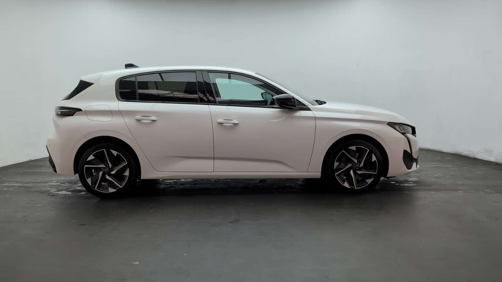 2023 PEUGEOT 308 2023 PEUGEOT 308