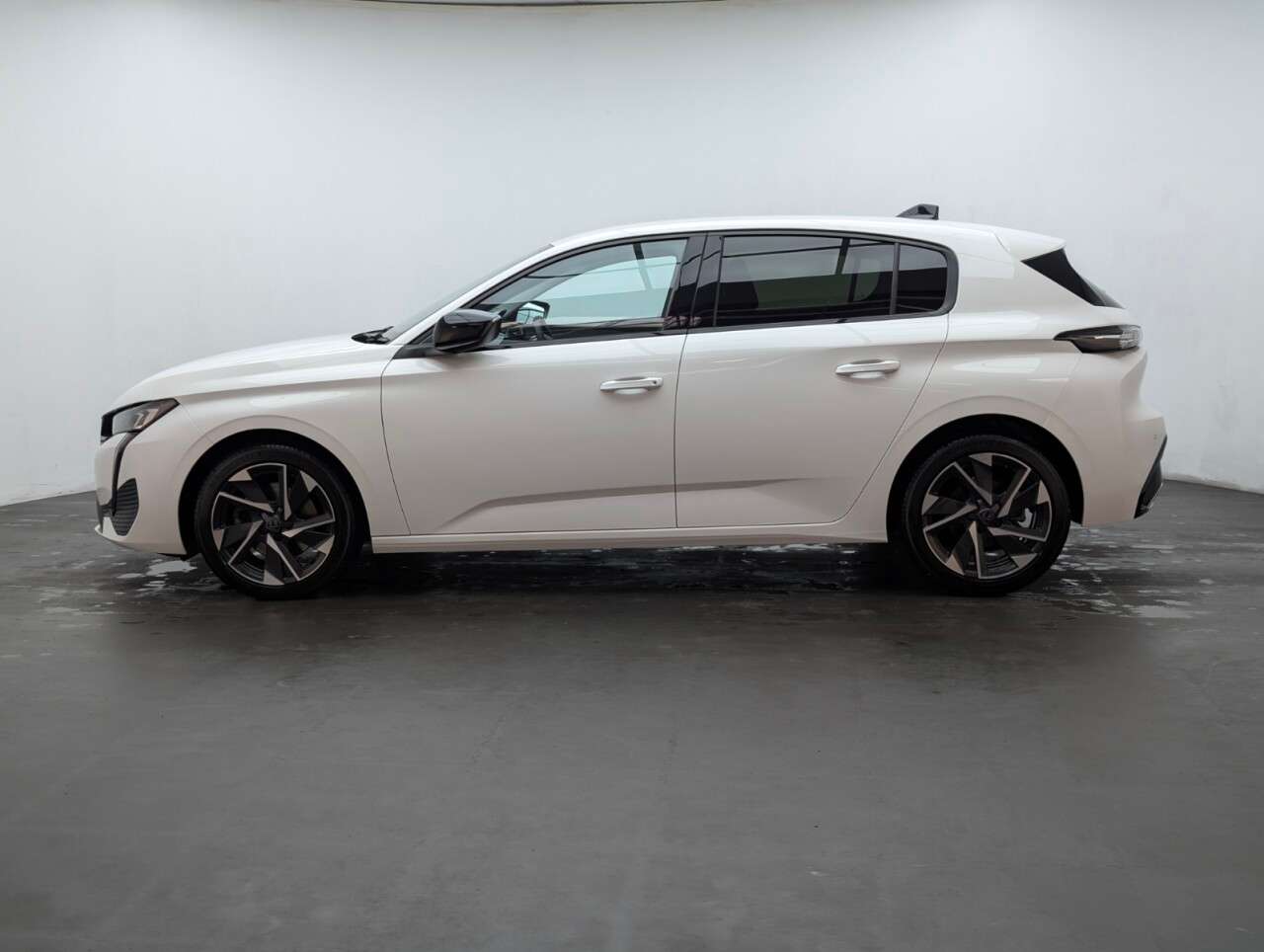 2023 PEUGEOT 308 2023 PEUGEOT 308