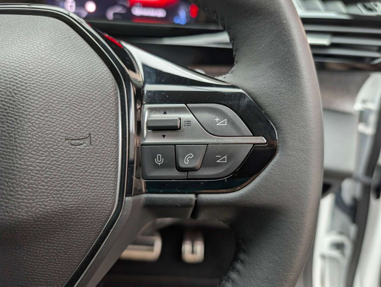 2023 PEUGEOT 308 2023 PEUGEOT 308