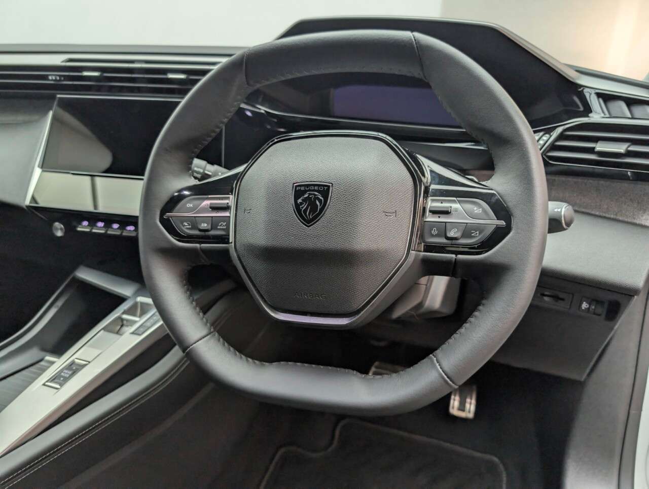 2023 PEUGEOT 308 2023 PEUGEOT 308