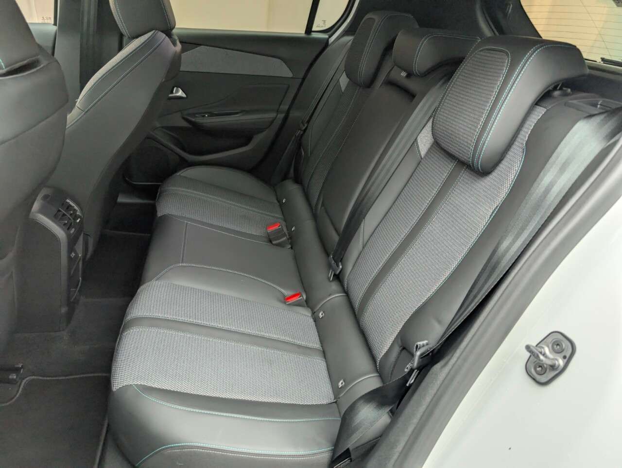 2023 PEUGEOT 308 2023 PEUGEOT 308