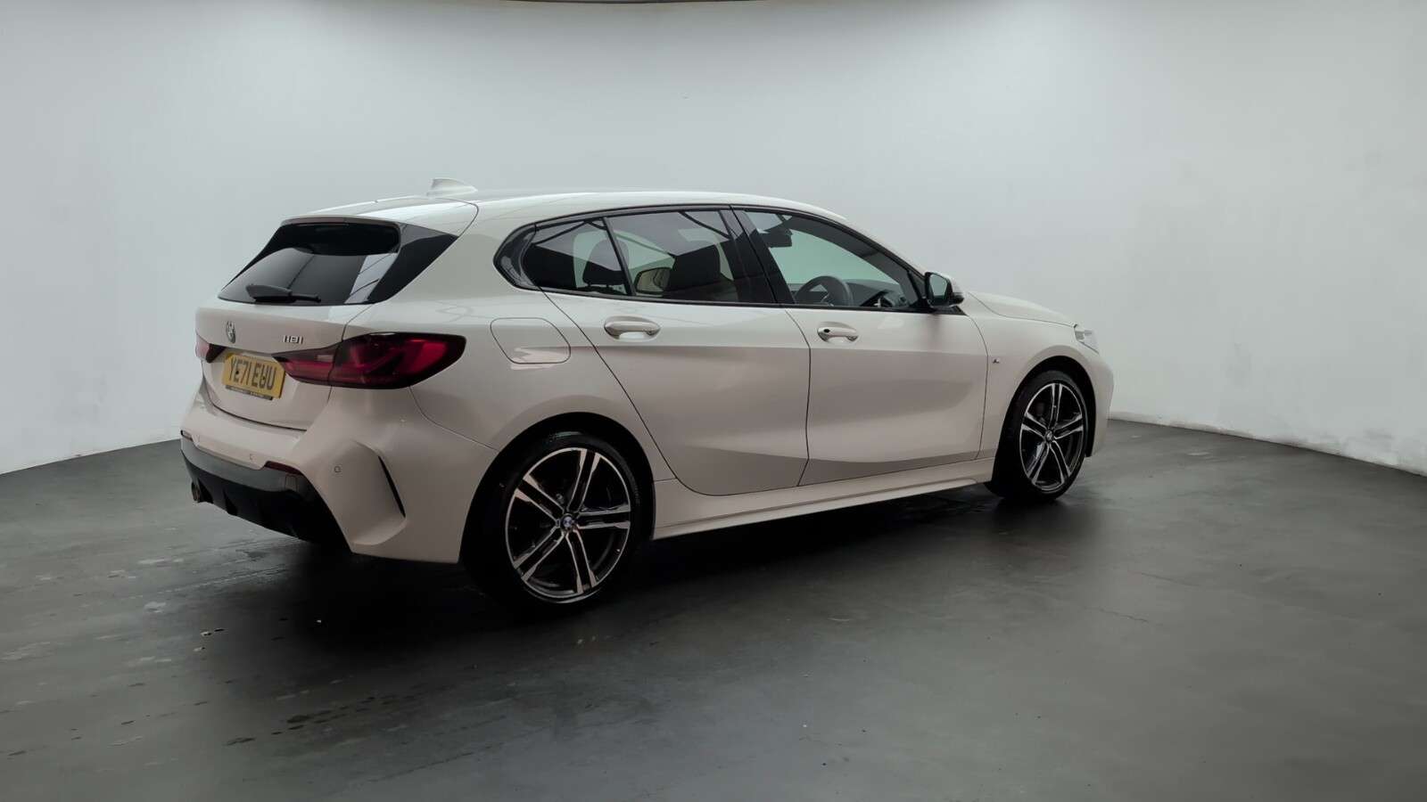 2021 BMW 1 SERIES 2021 BMW 1 SERIES