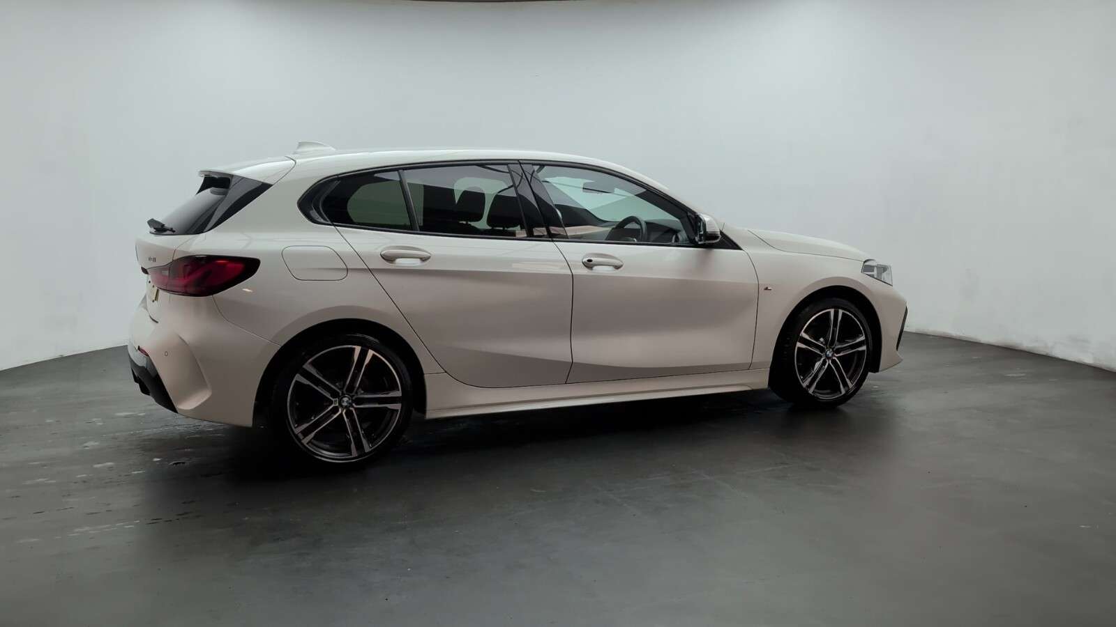 2021 BMW 1 SERIES 2021 BMW 1 SERIES