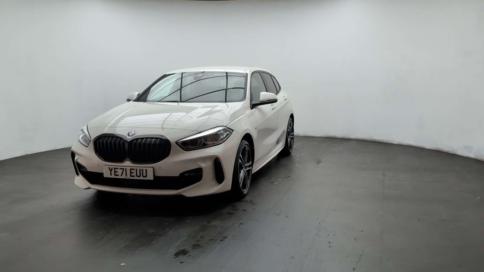 2021 BMW 1 SERIES 2021 BMW 1 SERIES