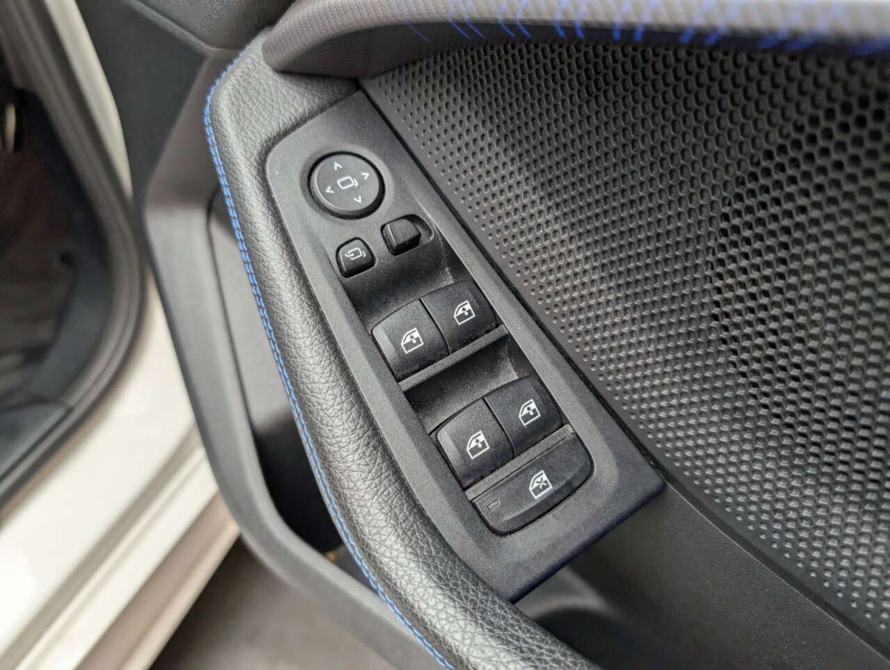 2021 BMW 1 SERIES 2021 BMW 1 SERIES