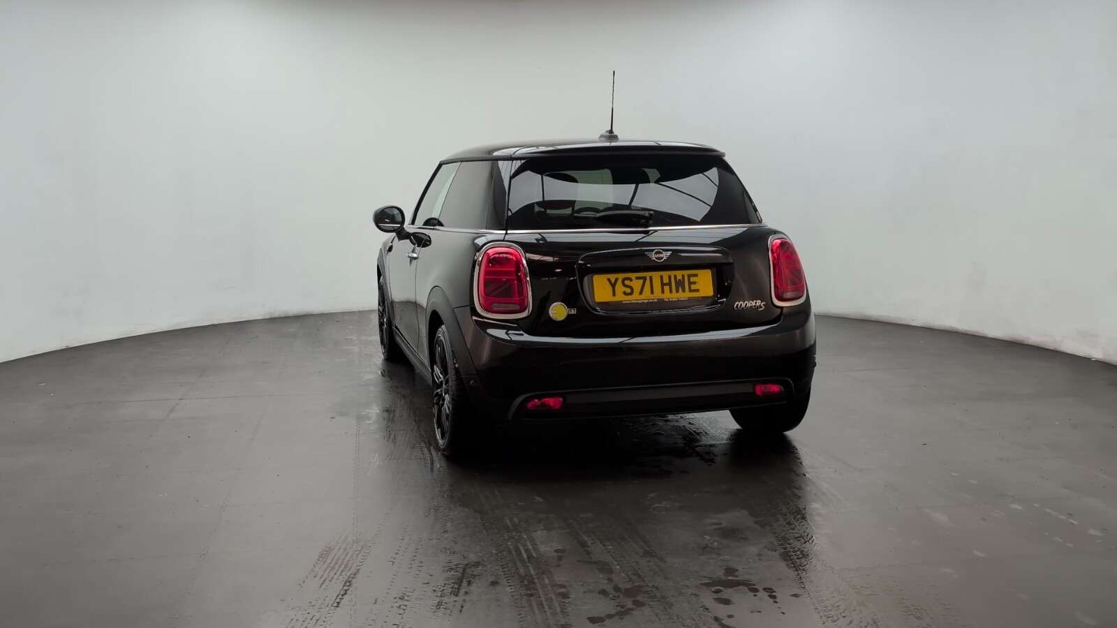 2021 MINI ELECTRIC HATCH 2021 MINI ELECTRIC HATCH