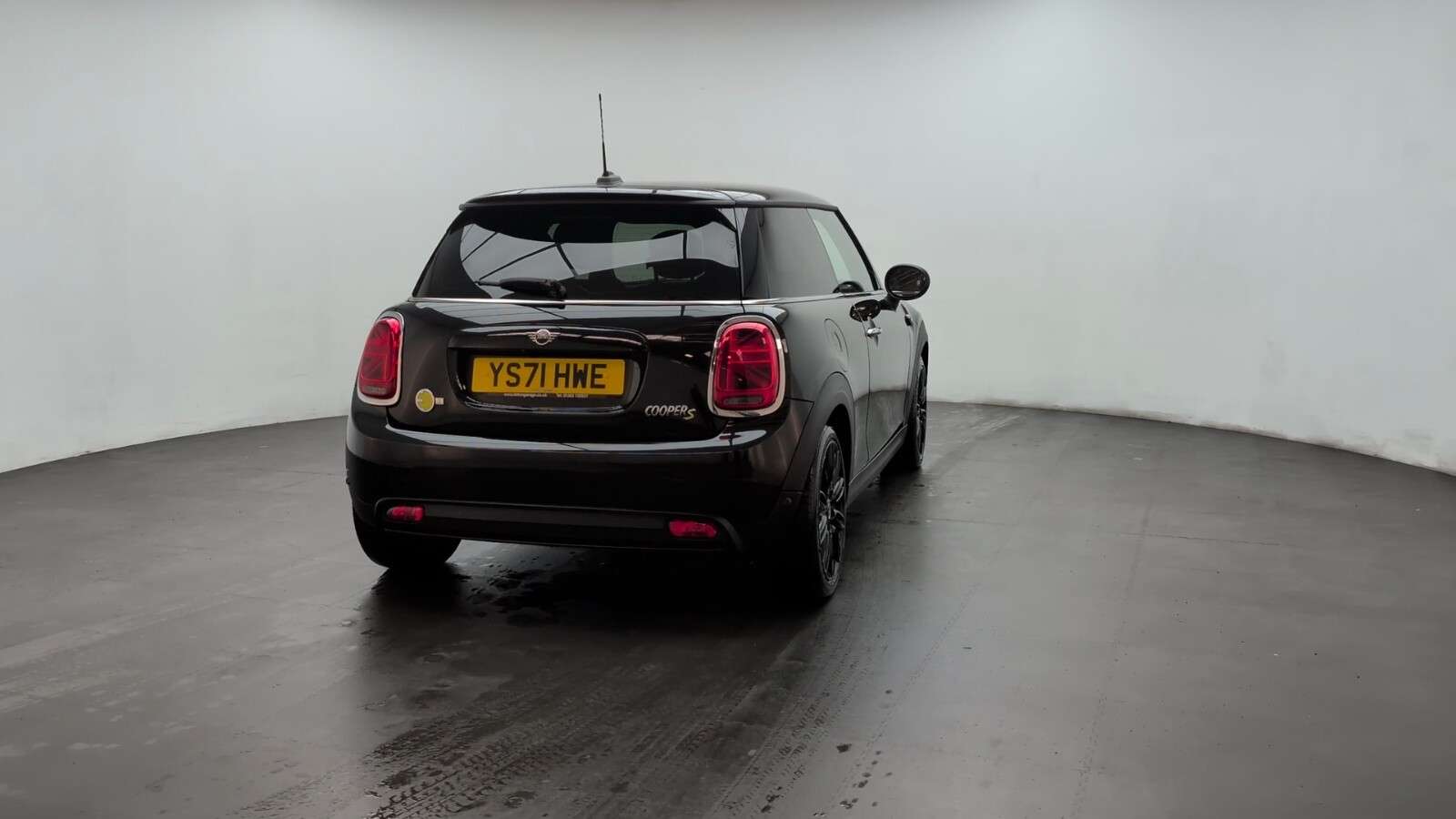 2021 MINI ELECTRIC HATCH 2021 MINI ELECTRIC HATCH