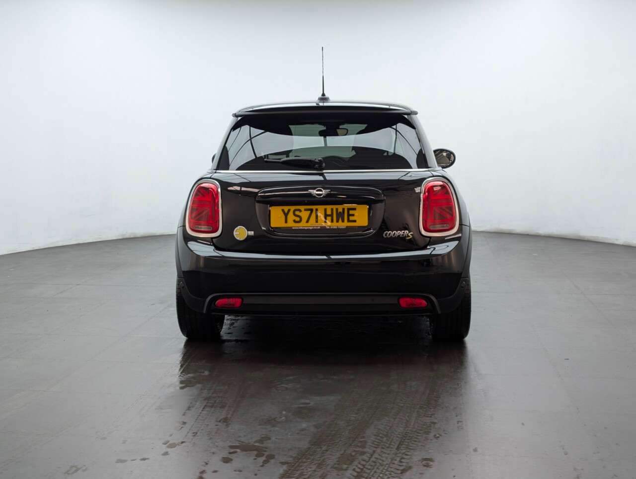 2021 MINI ELECTRIC HATCH 2021 MINI ELECTRIC HATCH
