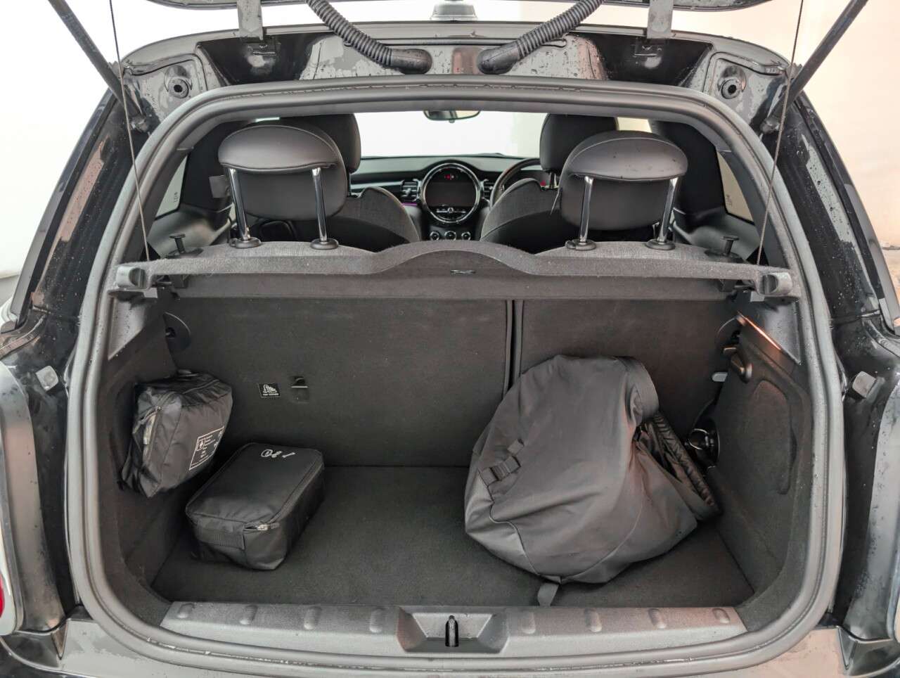 2021 MINI ELECTRIC HATCH 2021 MINI ELECTRIC HATCH