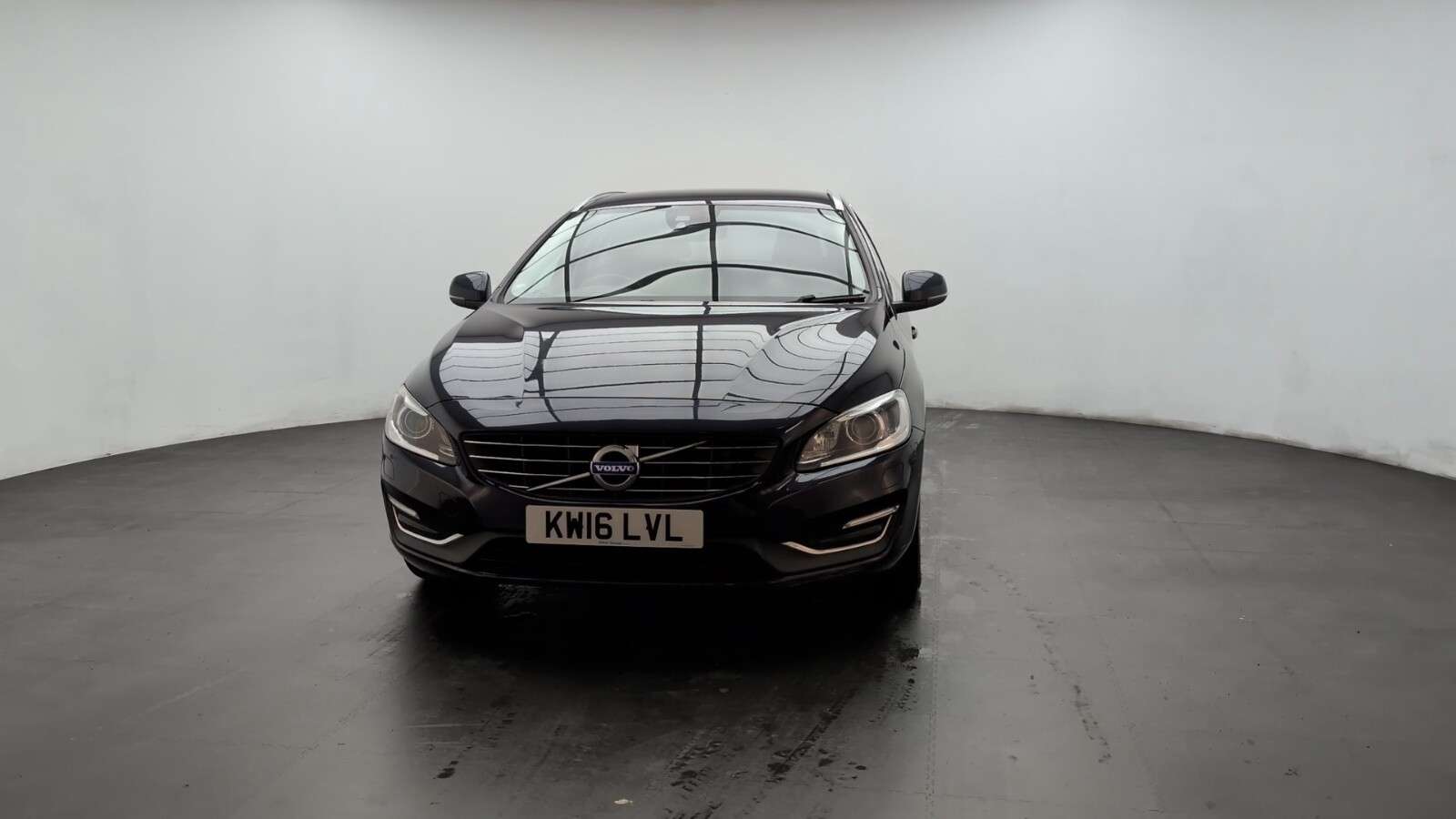 2016 VOLVO V60 2016 VOLVO V60