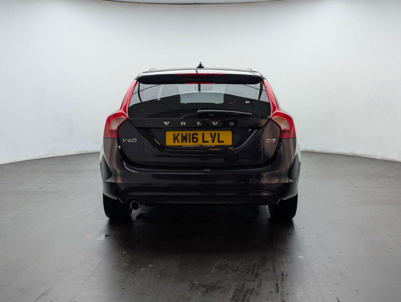 2016 VOLVO V60 2016 VOLVO V60