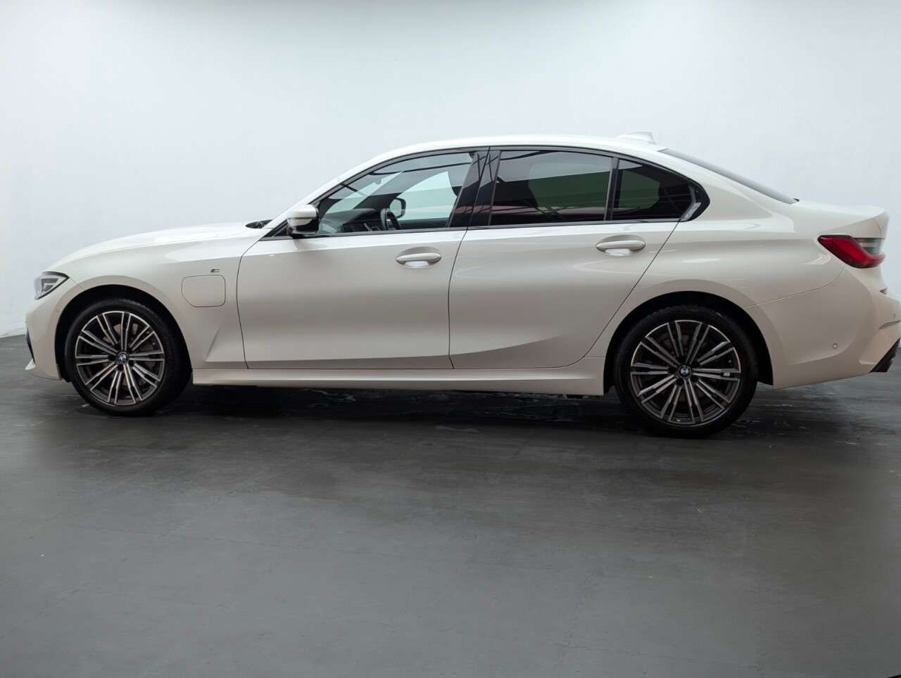 2021 BMW 3 SERIES 2021 BMW 3 SERIES