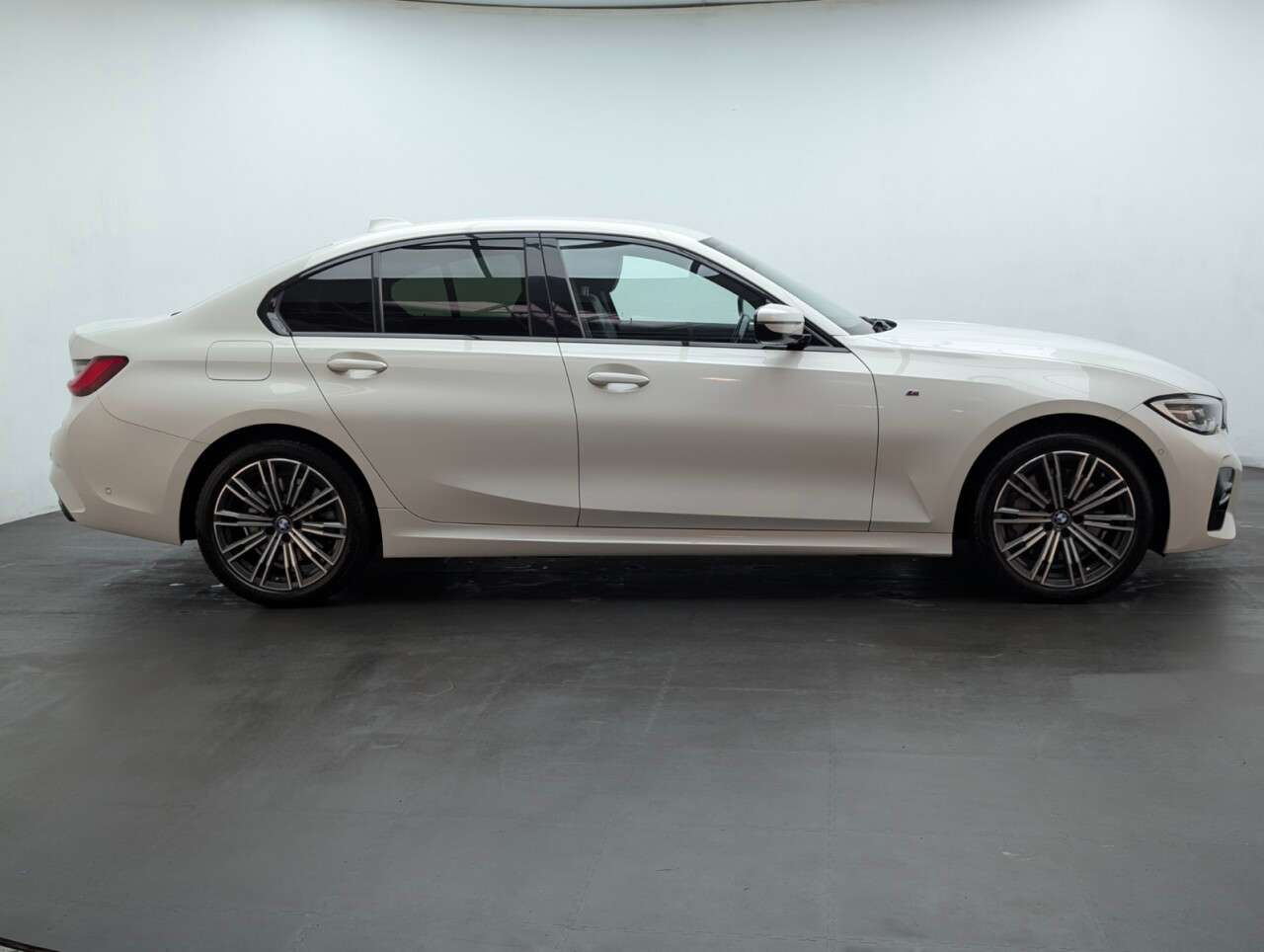 2021 BMW 3 SERIES 2021 BMW 3 SERIES