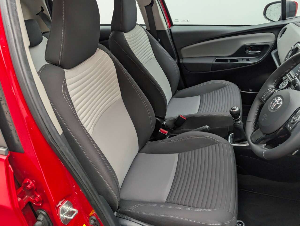 2019 TOYOTA YARIS 2019 TOYOTA YARIS