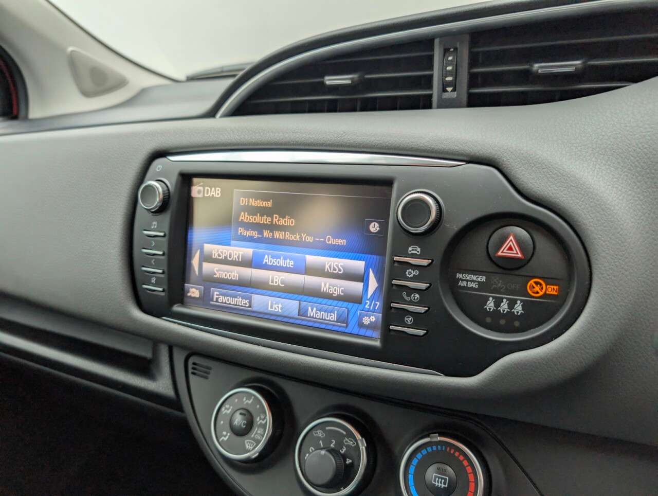 2019 TOYOTA YARIS 2019 TOYOTA YARIS