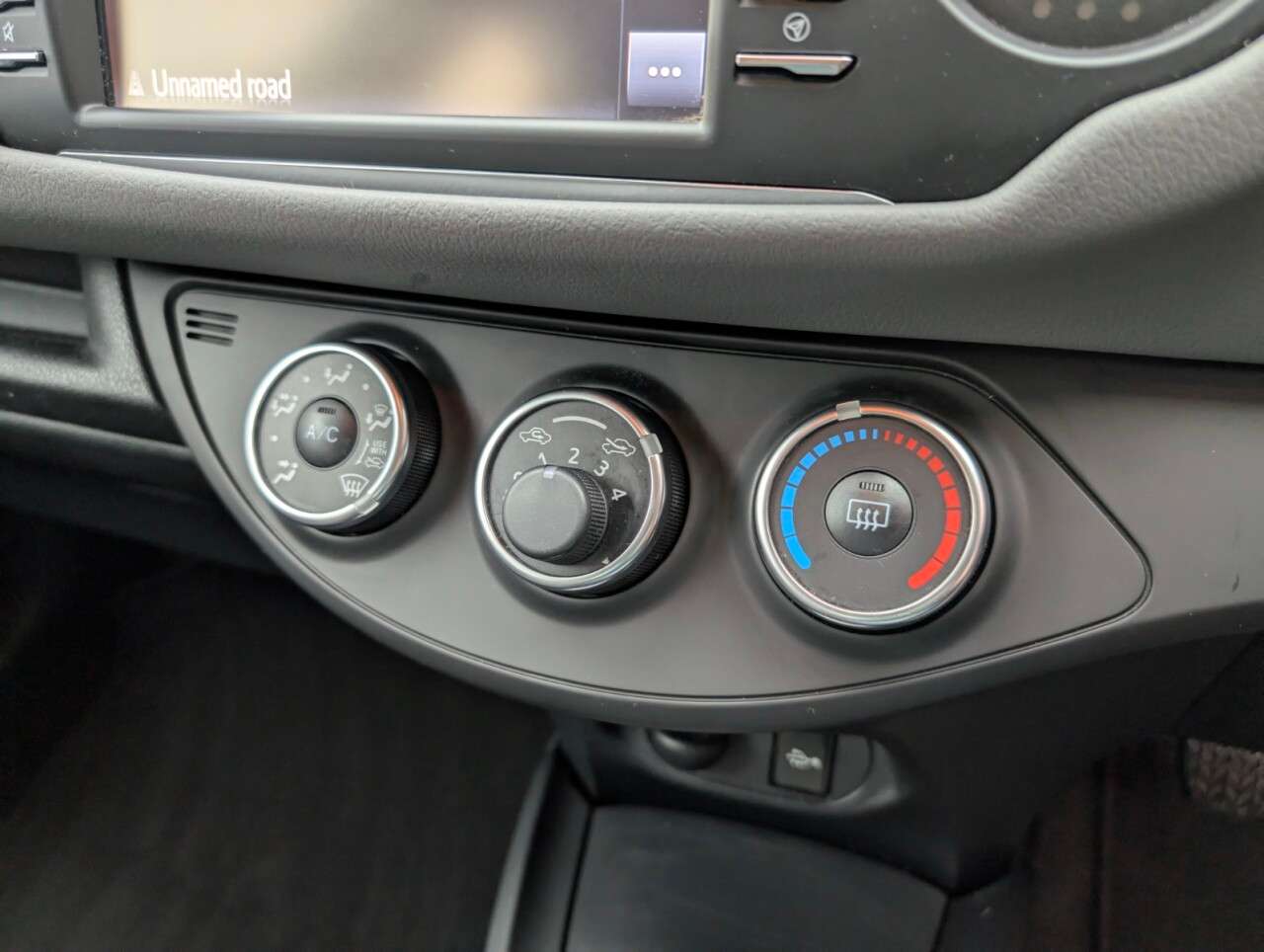 2019 TOYOTA YARIS 2019 TOYOTA YARIS