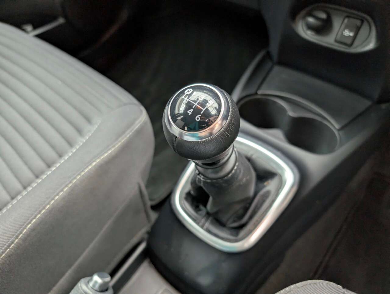 2019 TOYOTA YARIS 2019 TOYOTA YARIS