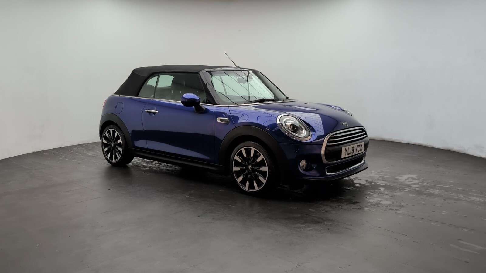 2019 MINI CONVERTIBLE 2019 MINI CONVERTIBLE