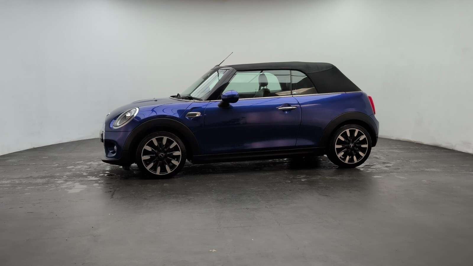 2019 MINI CONVERTIBLE 2019 MINI CONVERTIBLE
