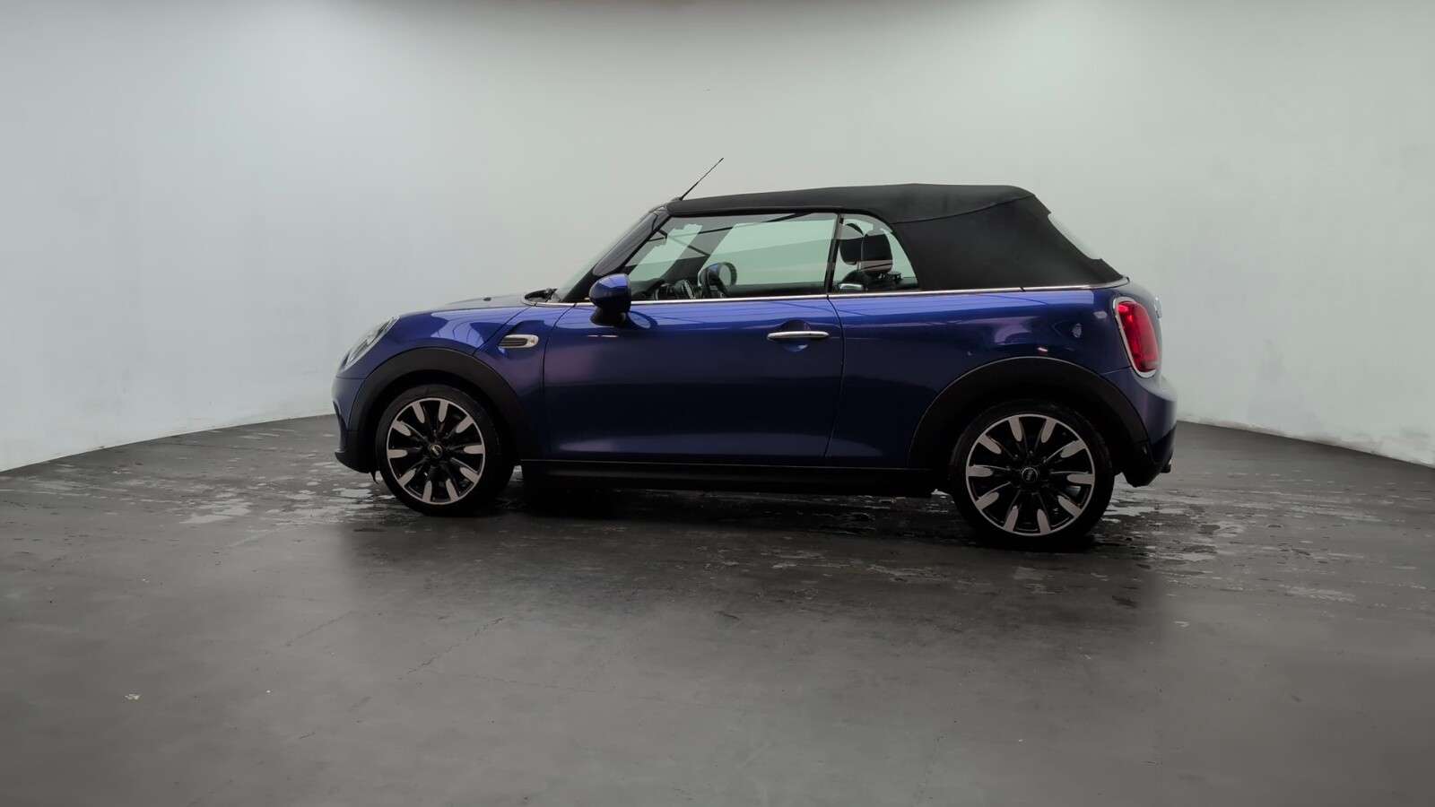 2019 MINI CONVERTIBLE 2019 MINI CONVERTIBLE