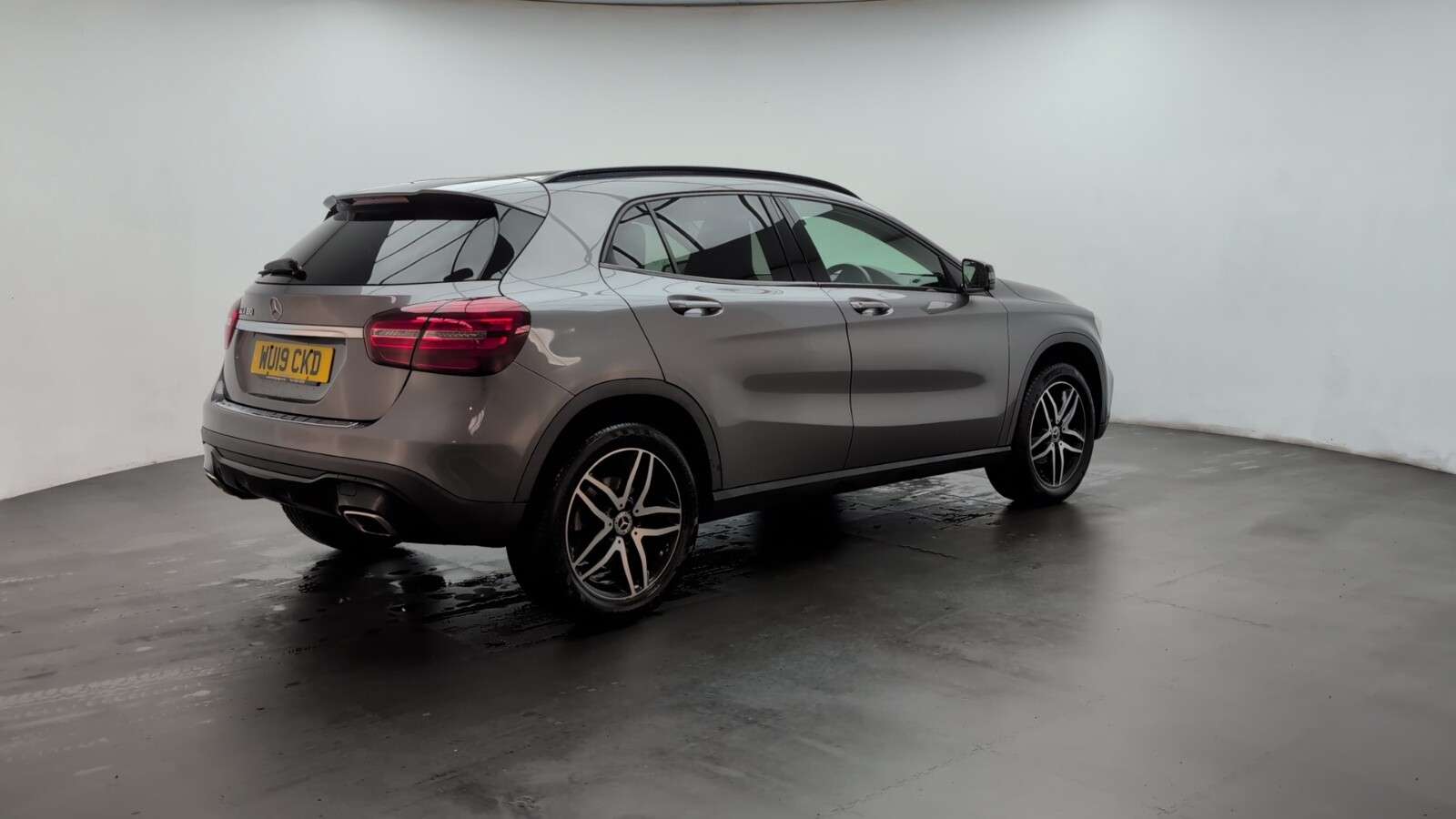 2019 MERCEDES-BENZ 180 2019 MERCEDES-BENZ 180