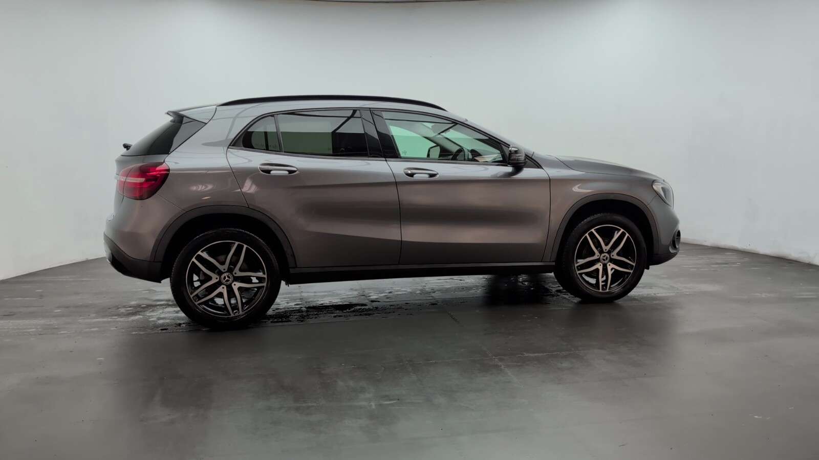 2019 MERCEDES-BENZ 180 2019 MERCEDES-BENZ 180