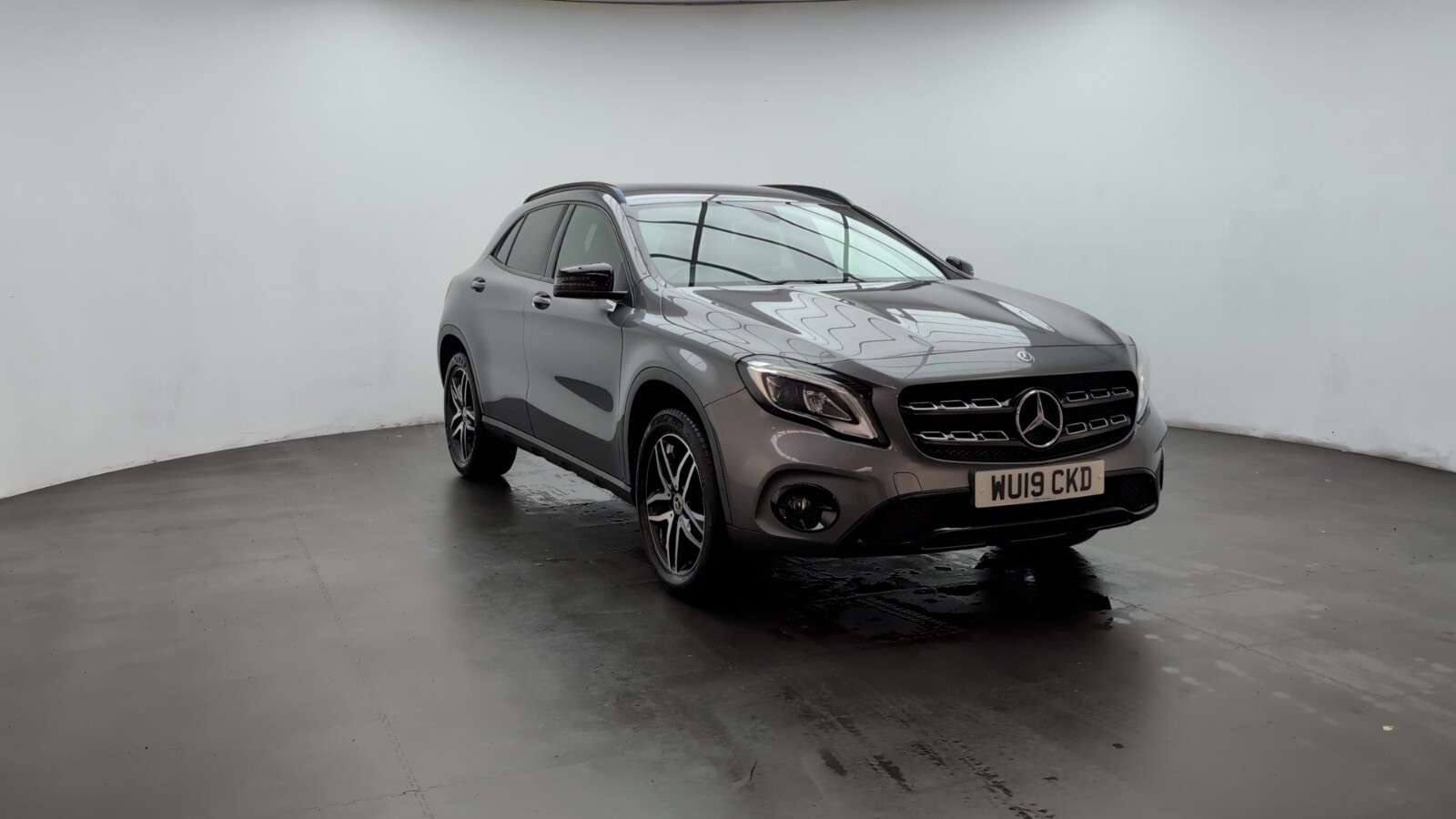 2019 MERCEDES-BENZ 180 2019 MERCEDES-BENZ 180