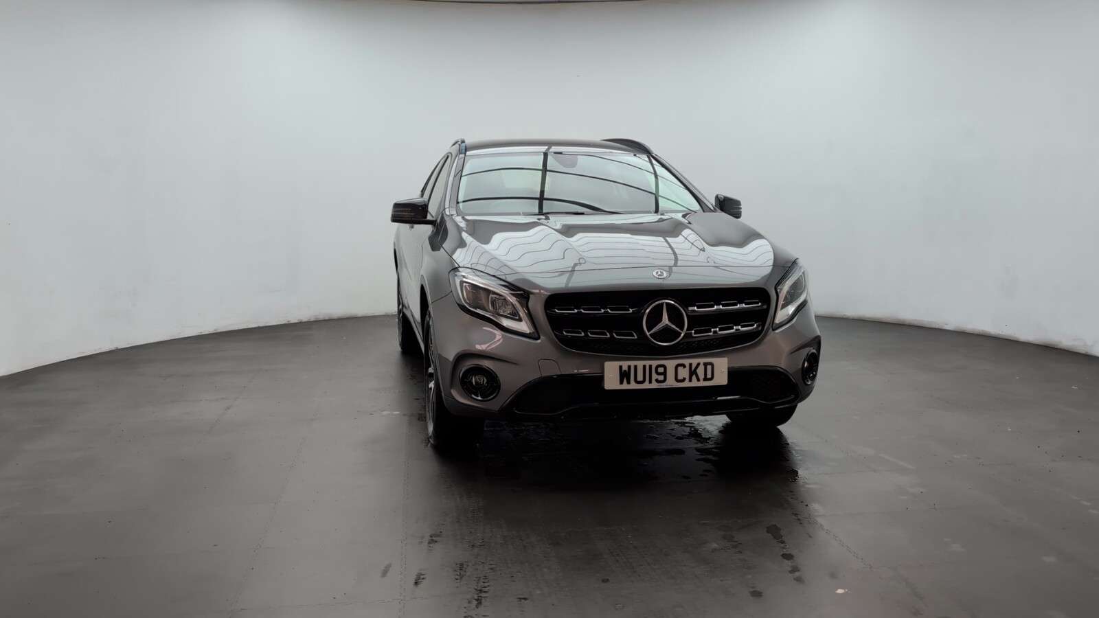 2019 MERCEDES-BENZ 180 2019 MERCEDES-BENZ 180