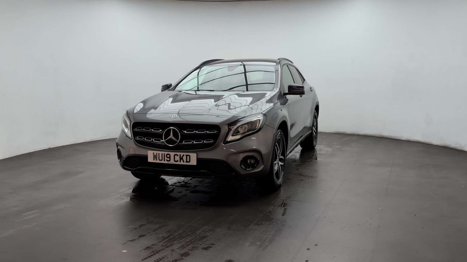 2019 MERCEDES-BENZ 180 2019 MERCEDES-BENZ 180