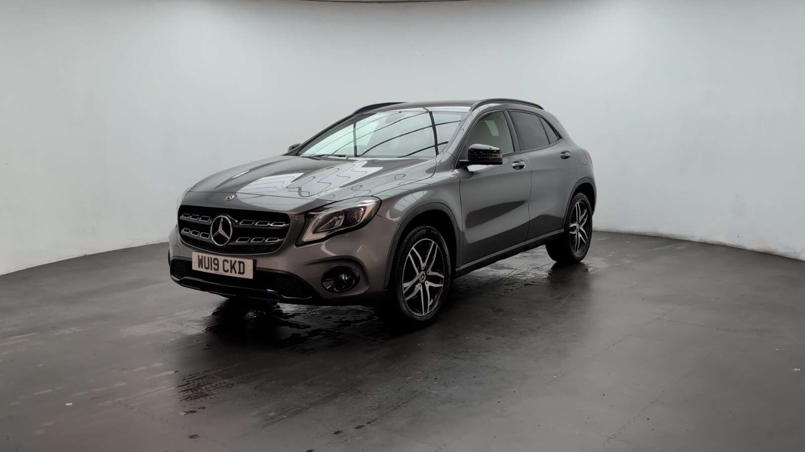2019 MERCEDES-BENZ 180 2019 MERCEDES-BENZ 180