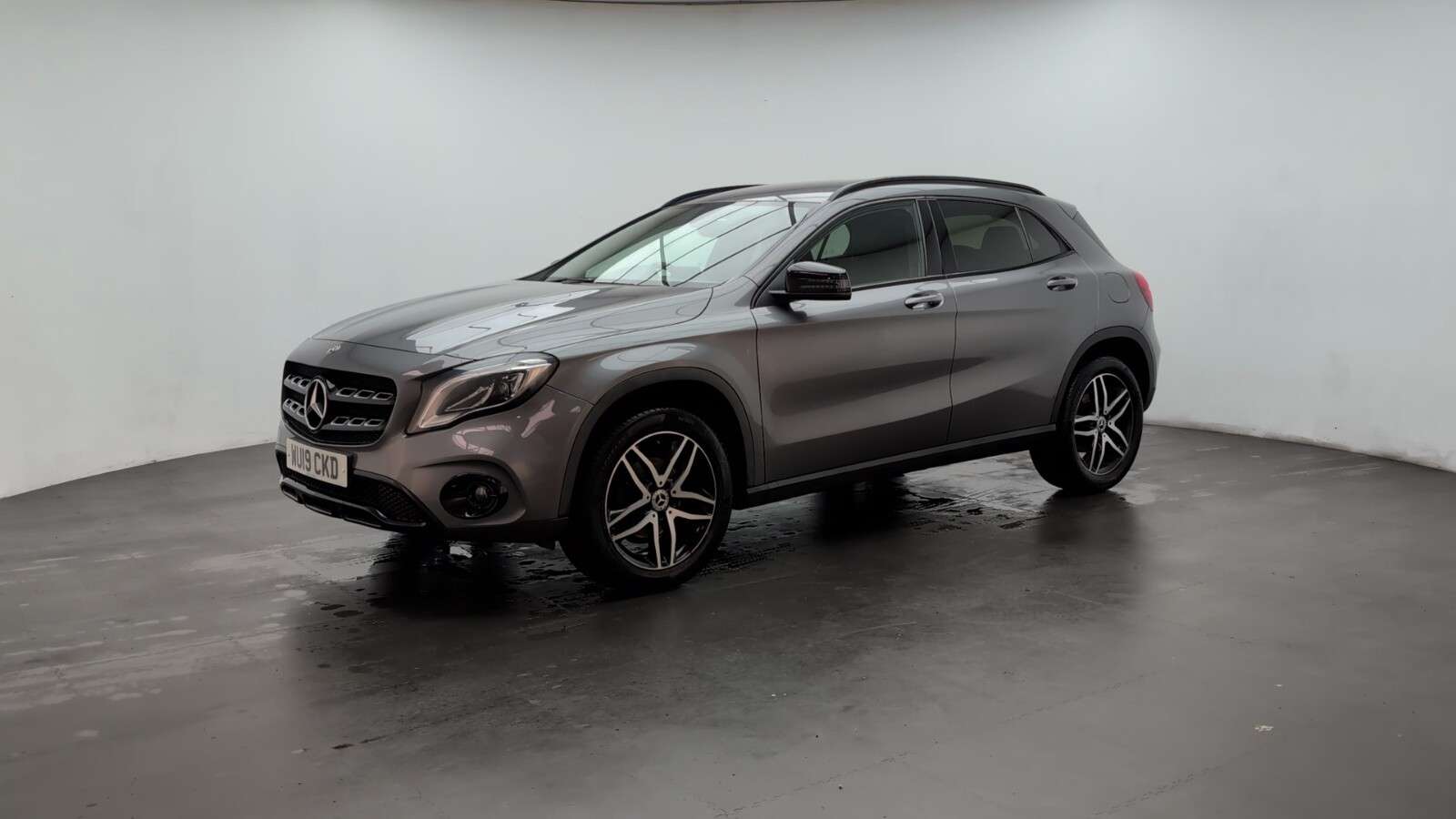 2019 MERCEDES-BENZ 180 2019 MERCEDES-BENZ 180