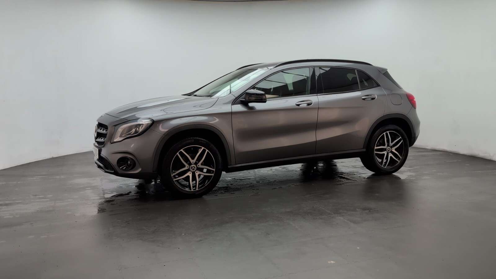 2019 MERCEDES-BENZ 180 2019 MERCEDES-BENZ 180