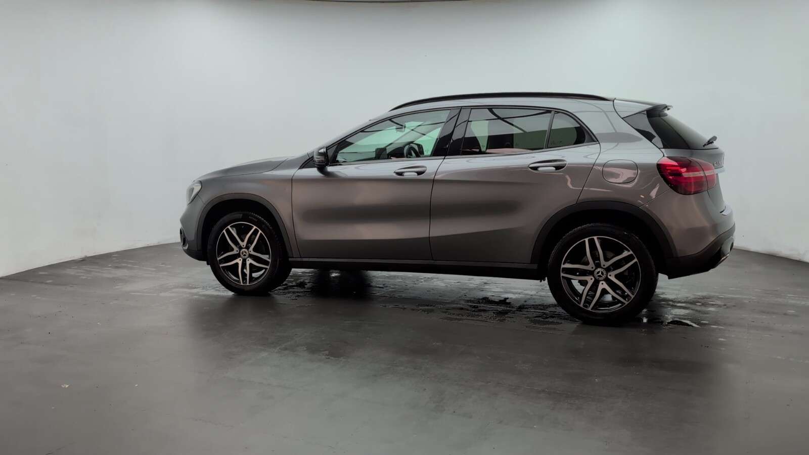 2019 MERCEDES-BENZ 180 2019 MERCEDES-BENZ 180