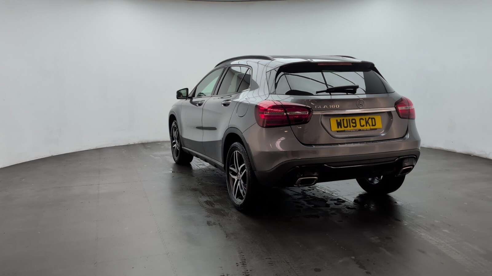 2019 MERCEDES-BENZ 180 2019 MERCEDES-BENZ 180