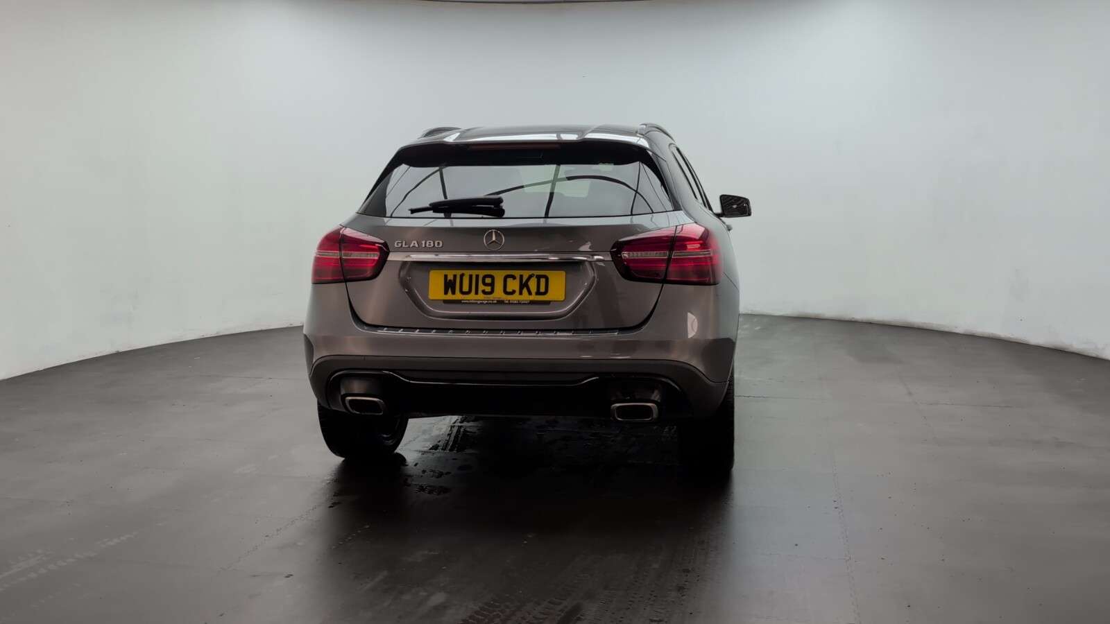 2019 MERCEDES-BENZ 180 2019 MERCEDES-BENZ 180