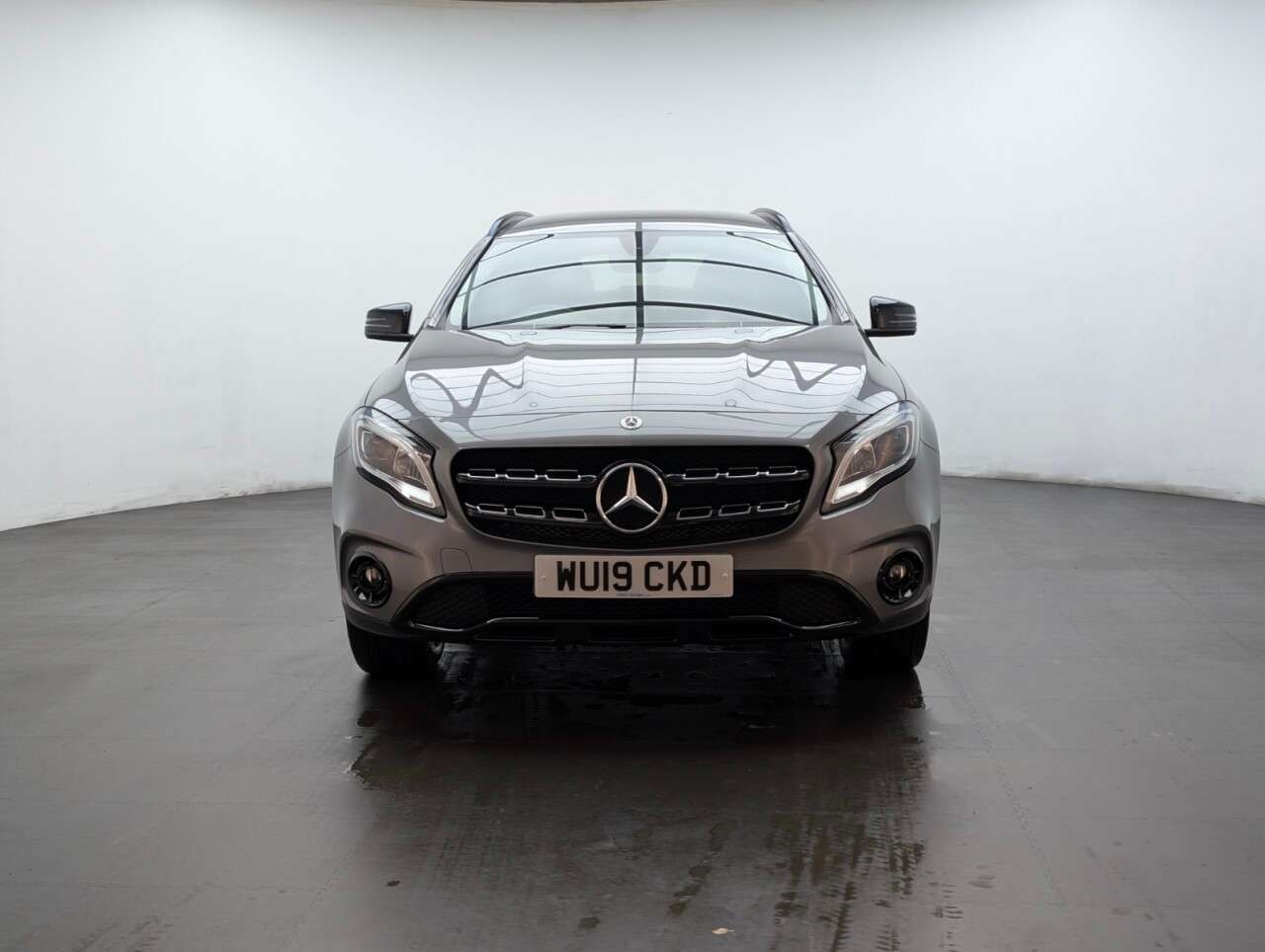 2019 MERCEDES-BENZ 180 2019 MERCEDES-BENZ 180