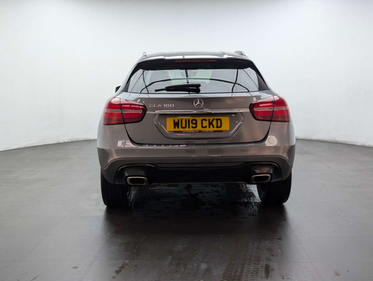 2019 MERCEDES-BENZ 180 2019 MERCEDES-BENZ 180