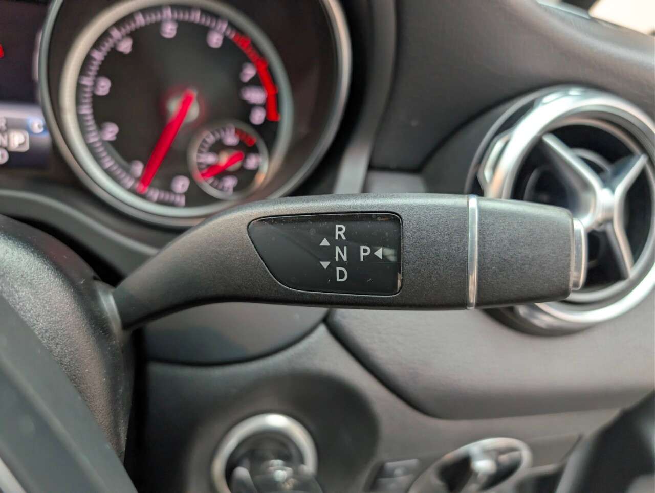 2019 MERCEDES-BENZ 180 2019 MERCEDES-BENZ 180