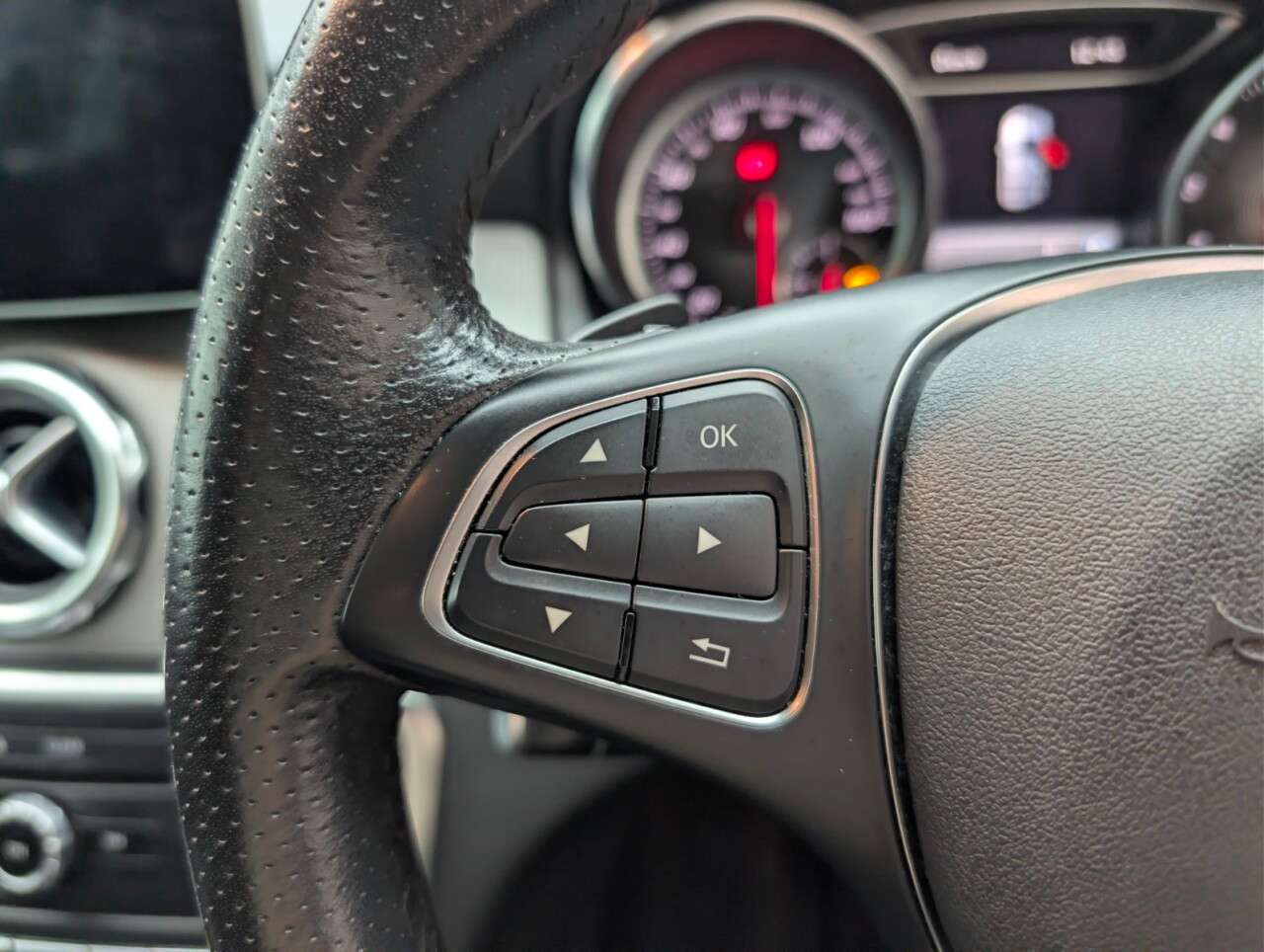 2019 MERCEDES-BENZ 180 2019 MERCEDES-BENZ 180