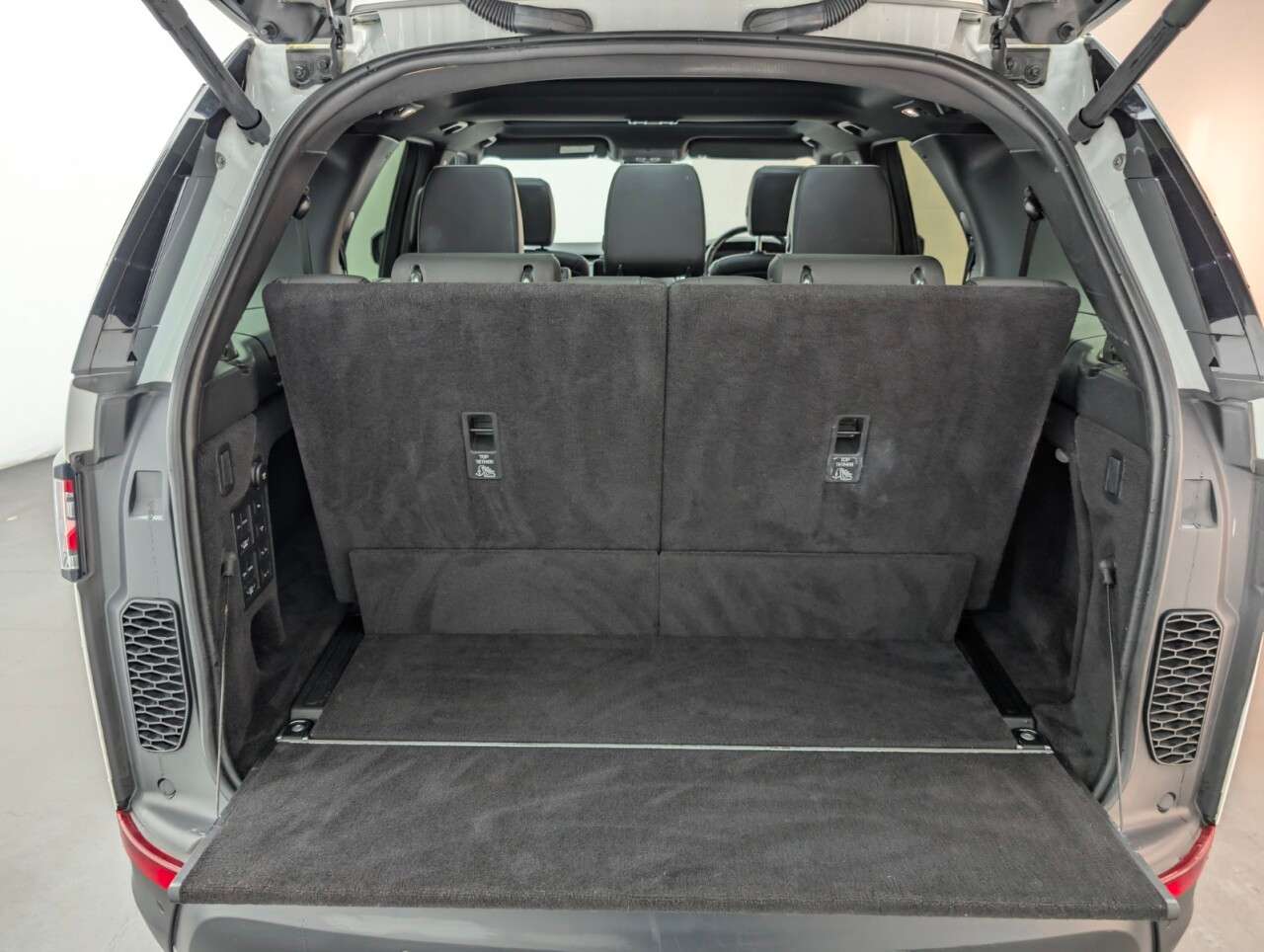 2018 LAND ROVER DISCOVERY 2018 LAND ROVER DISCOVERY