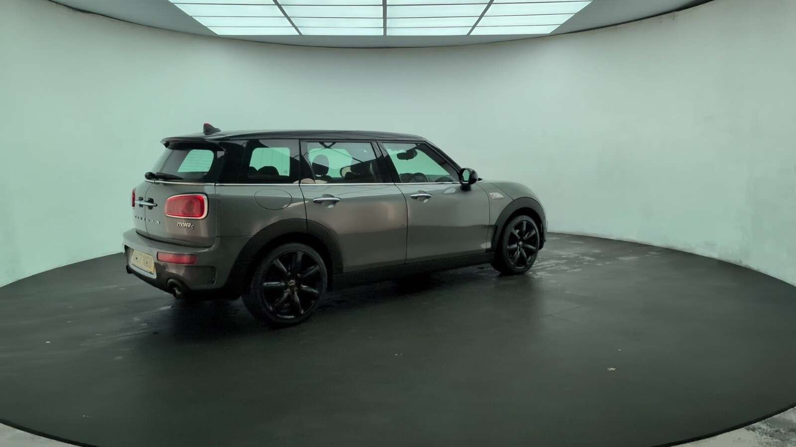 2017 MINI CLUBMAN 2017 MINI CLUBMAN