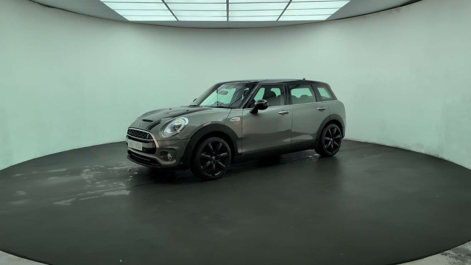 2017 MINI CLUBMAN 2017 MINI CLUBMAN