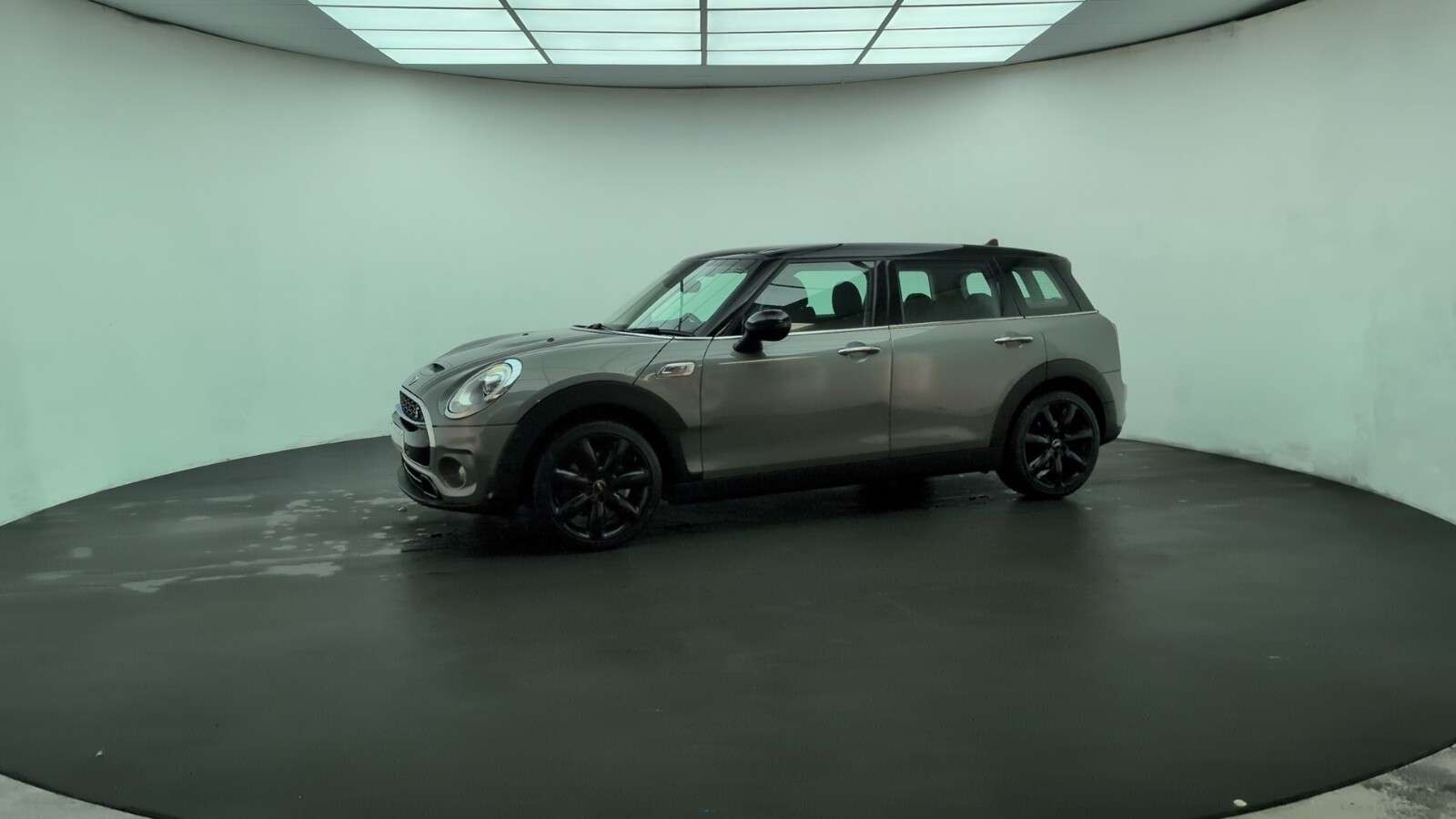 2017 MINI CLUBMAN 2017 MINI CLUBMAN