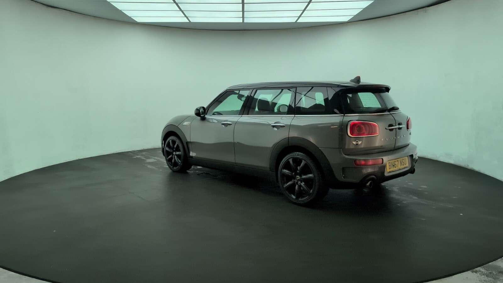 2017 MINI CLUBMAN 2017 MINI CLUBMAN