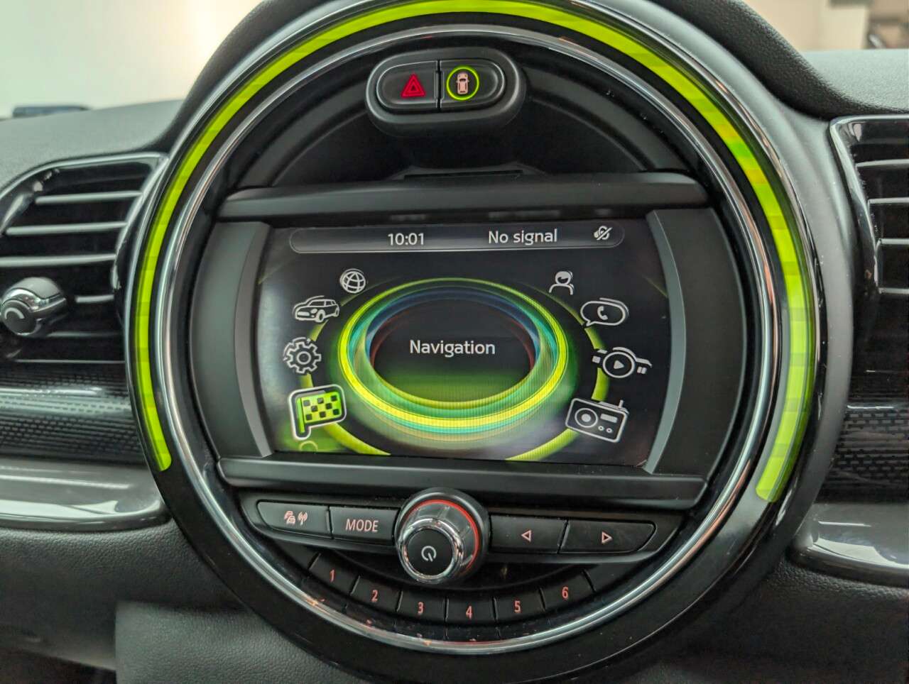 2017 MINI CLUBMAN 2017 MINI CLUBMAN