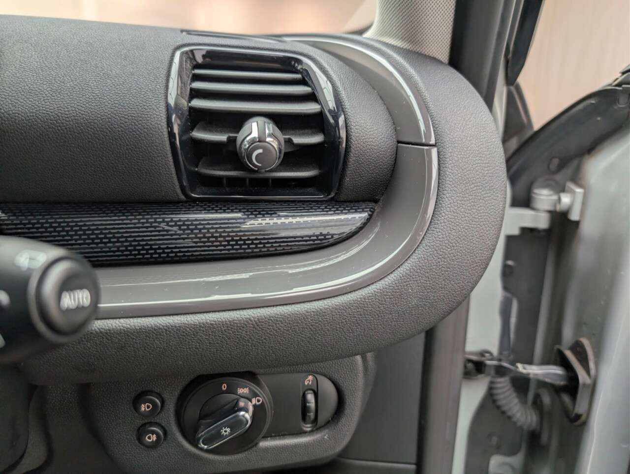 2017 MINI CLUBMAN 2017 MINI CLUBMAN